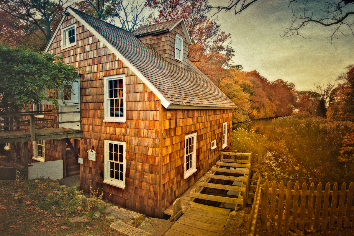 A Disturbing Haunting Plagues Stony Brook's Country House Restaurant